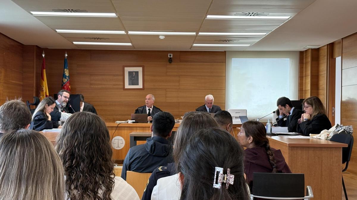 Imagen del juicio celebrado ayer en la sección Segunda de la Audiencia Provincial.