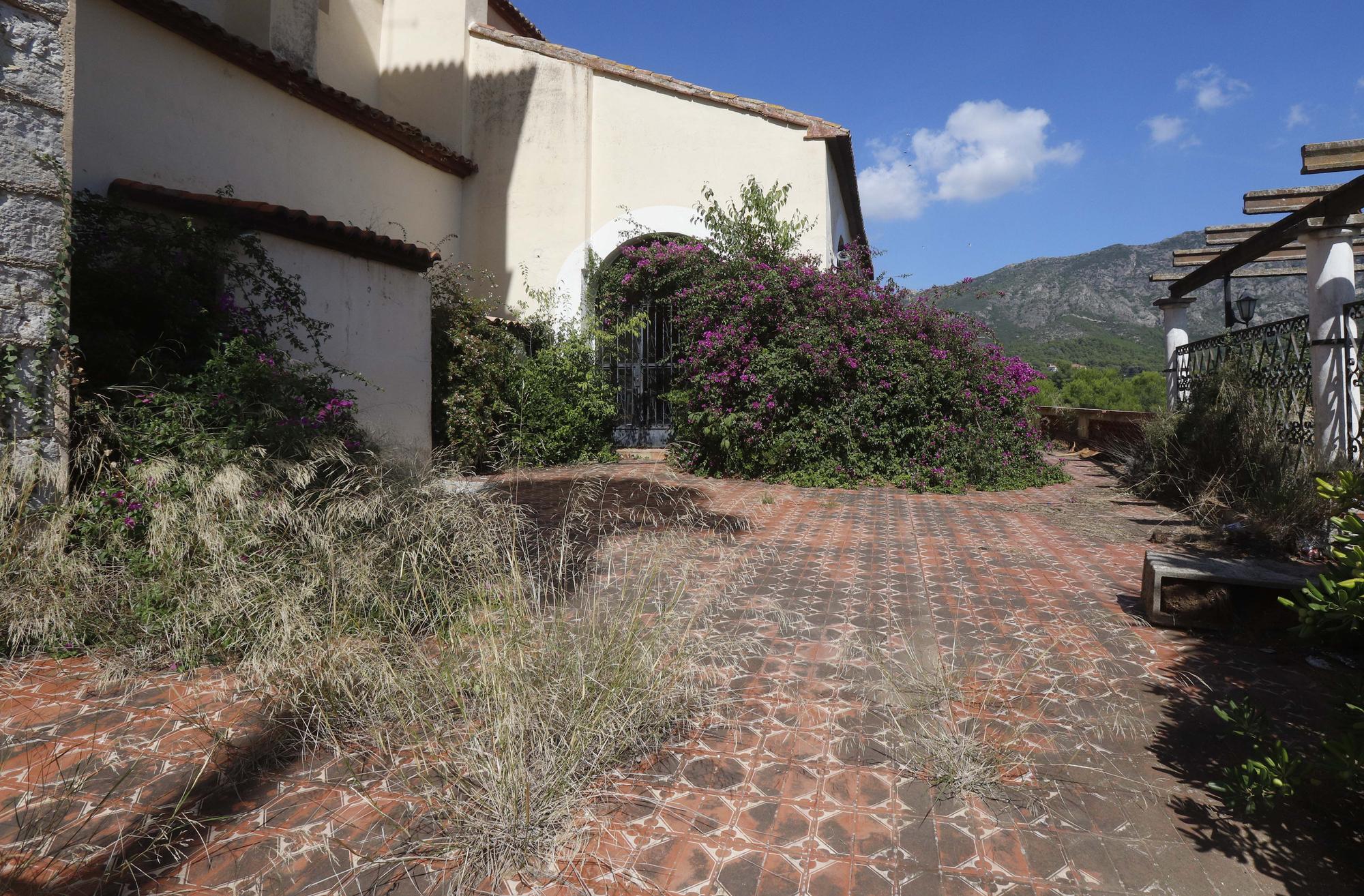 Así de deteriorado se encuentra el monasterio de Aguas Vivas (BIC)