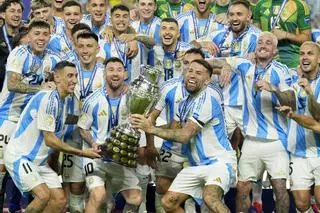 La FIFA publica las listas oficiales del Mundial 2026: 104 partidos, 1.248 jugadores, 449 clubs de 71 países...