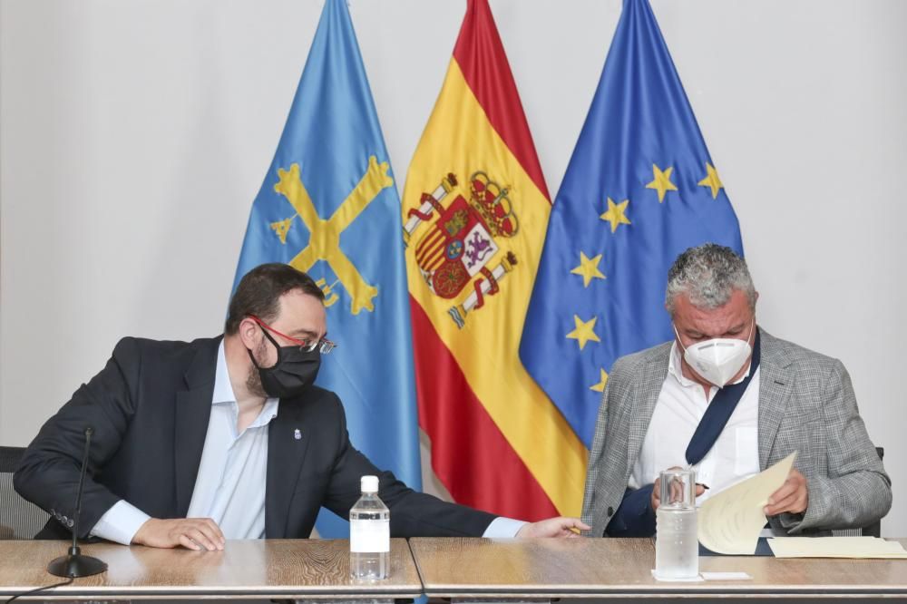 Acuerdo entre Principado y agentes sociales para la ”reconstrucción” de Asturias