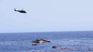 Almenys 64 morts en un naufragi a la costa de Madagascar