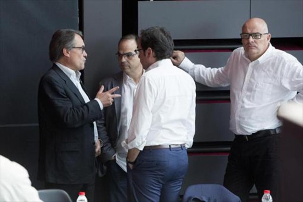 Artur Mas, Jordi Turull i Josep Rull, al Born Centre Cultural després de les eleccions del 27-S.