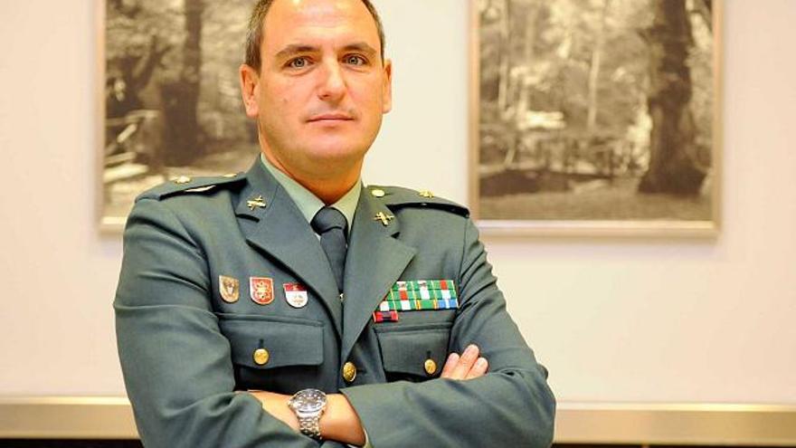 El comandante Juan Salom, jefe del grupo de Delitos Telemáticos de la Guardia Civil. / fran martínez