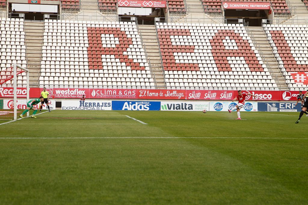 El Real Murcia no levanta cabeza (0-0)