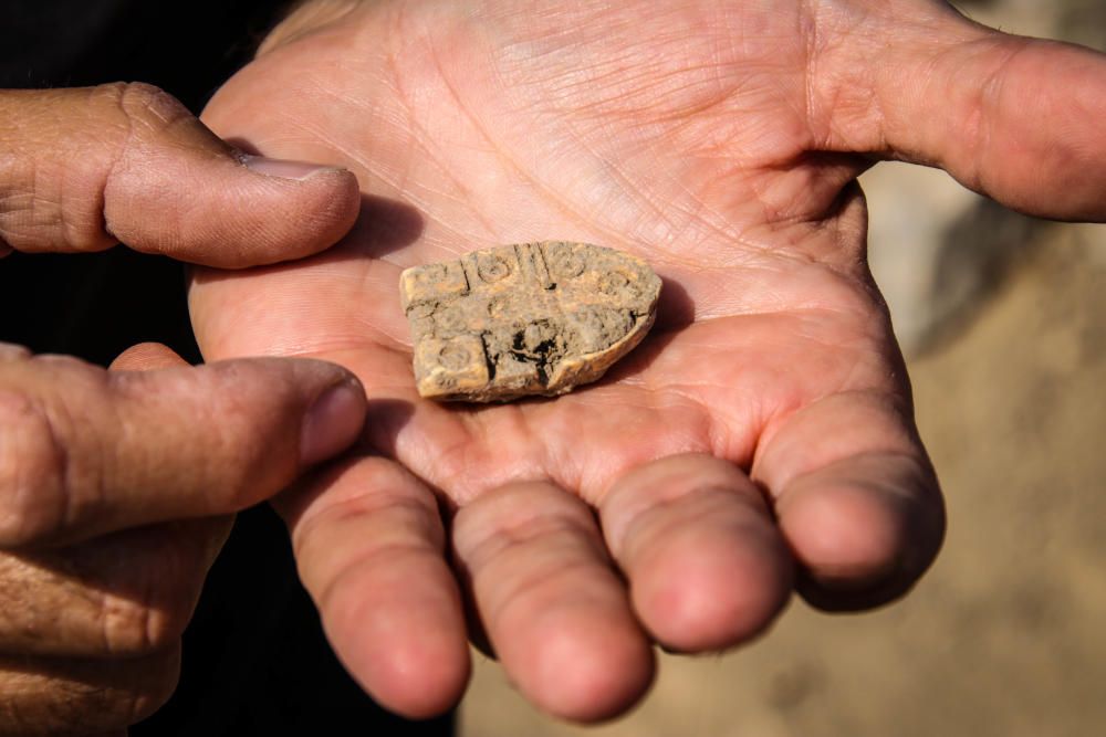 Excavaciones en el Cabeçó de Mariola