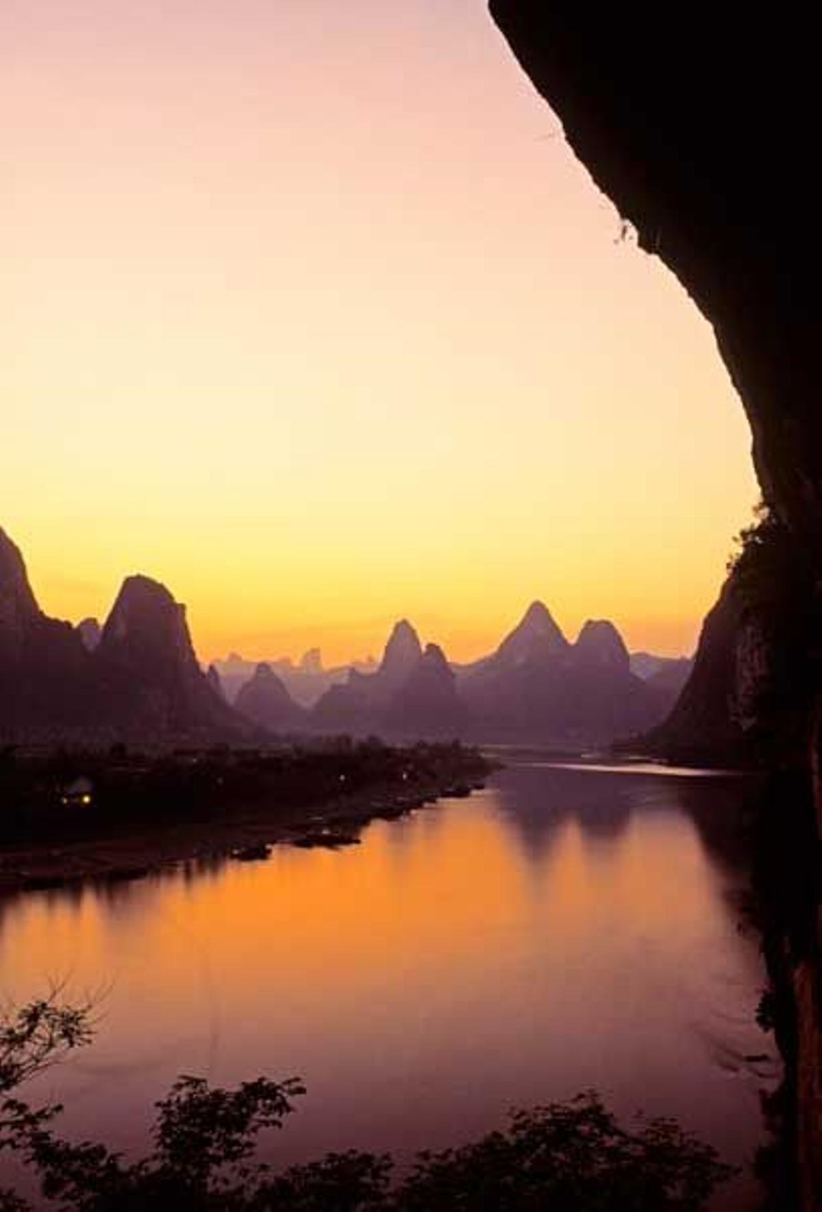 Colinas del río Li a su paso por Guili, en China.