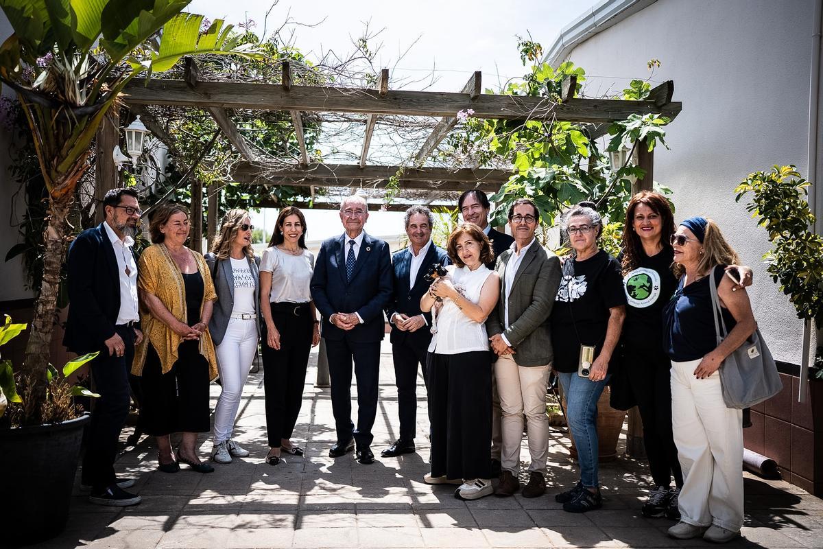 Visita del alcalde, Francisco de la Torre, al CEPAM
