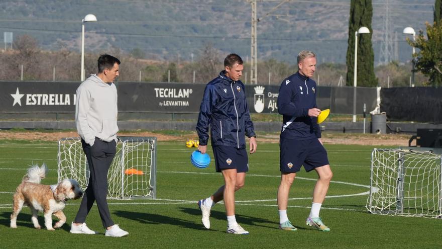 Así ha sido el primer entrenamiento de Johan Plat en el Castellón