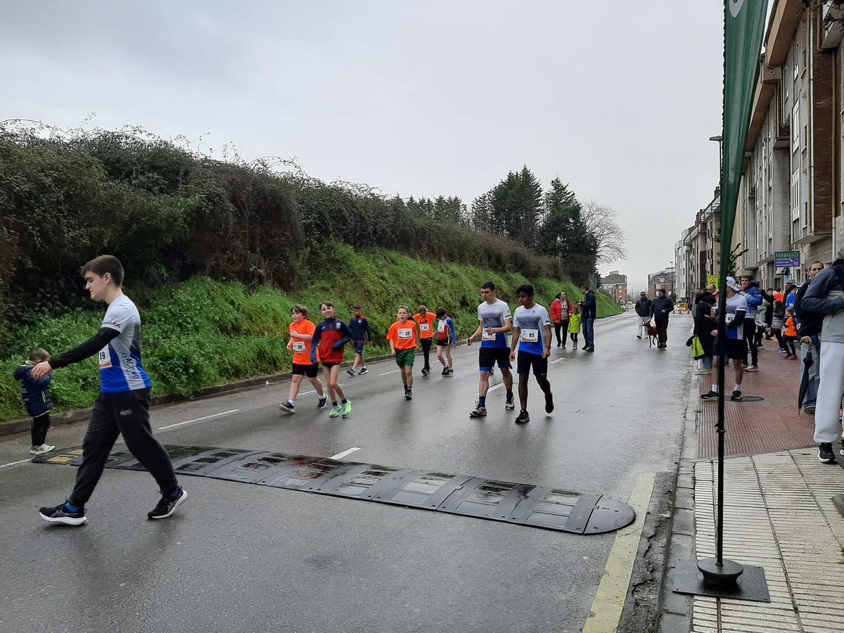 Llanera, capital del atletismo con su carrera 10 K