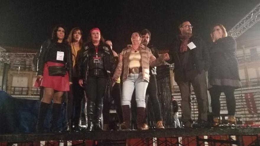 La lluvia obligó a suspender el concierto solidario a favor de Iker en Cáceres
