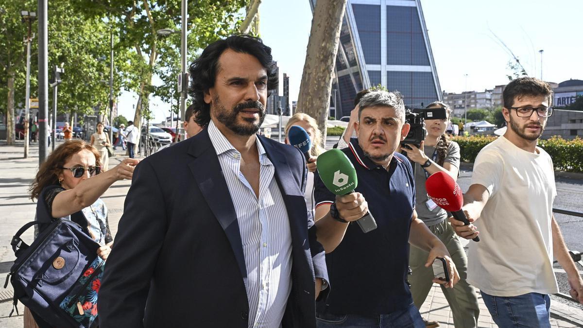 PSOE y Más Madrid piden ampliar el caso de González Amador a Quirón y un delito fiscal