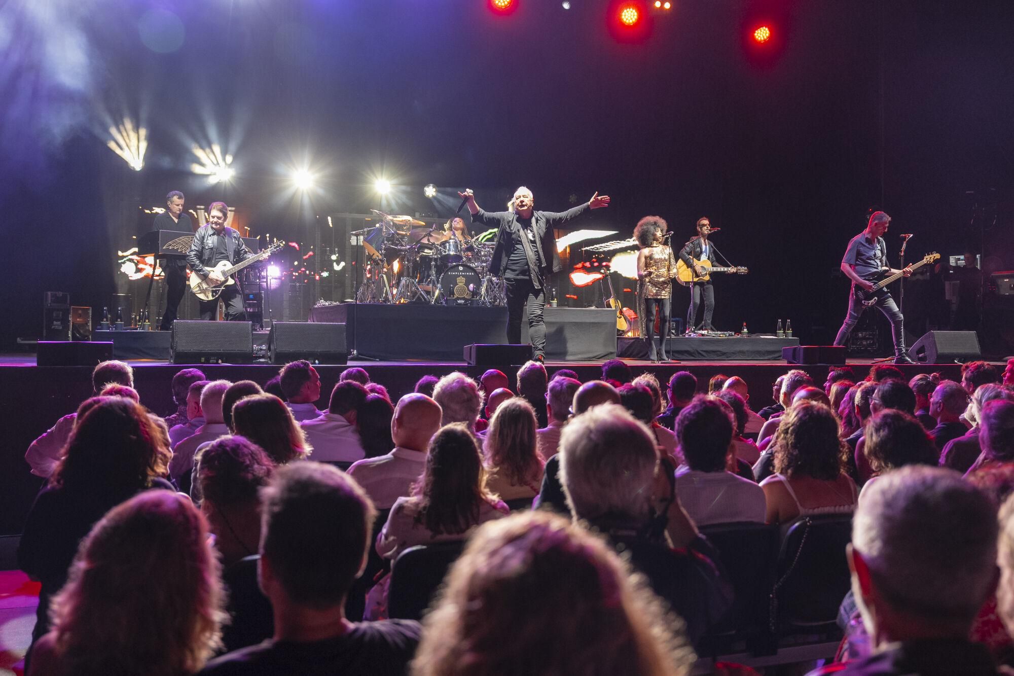 imatges de Simple Minds al Cap Roig