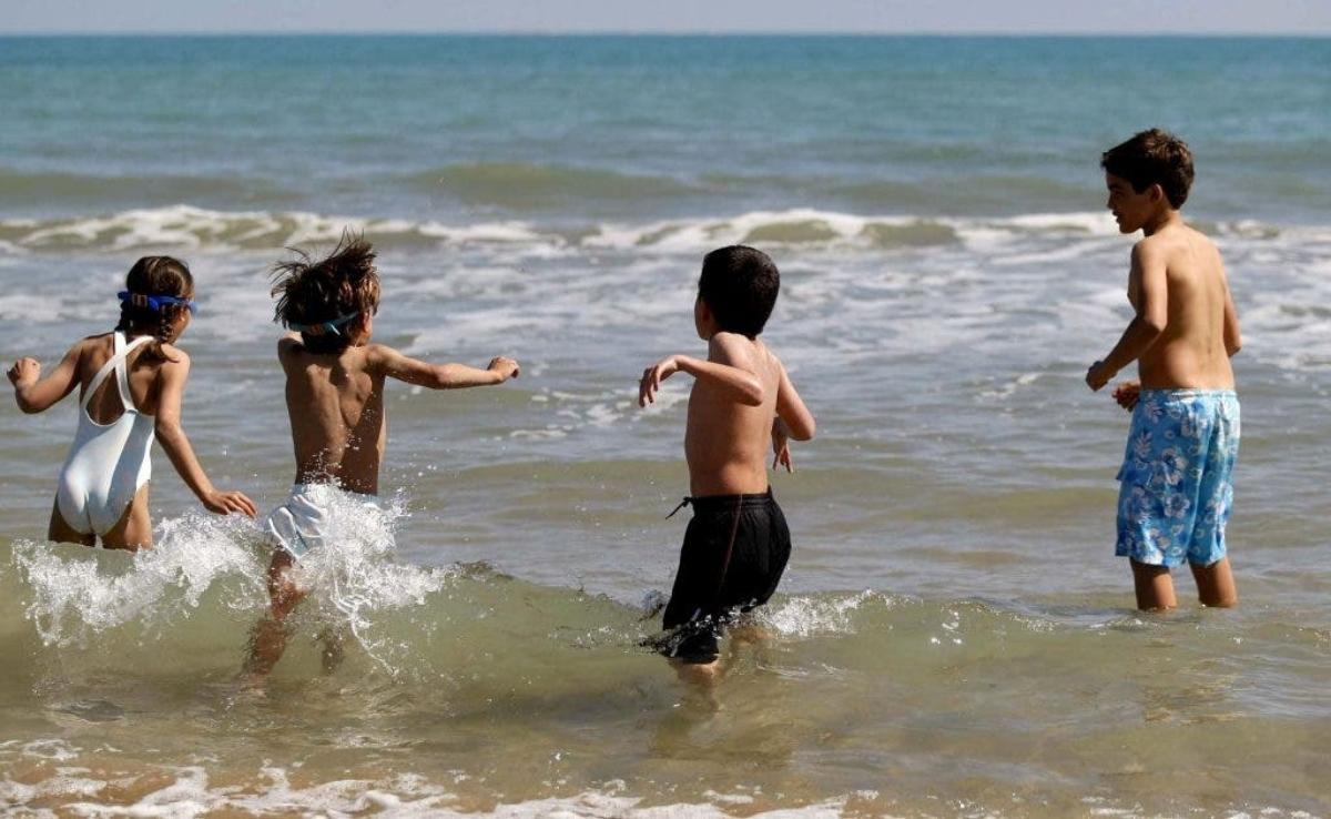 Corte de digestión: ¿hay que esperar realmente dos horas para bañarnos? ¿es un riesgo?