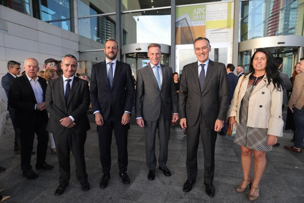 El Palacio de Congresos acoge la celebración de los 150 años de historia de Levante-EMV