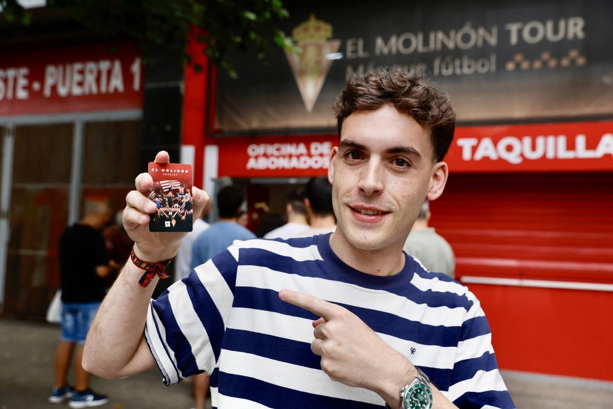 EN IMÁGENES: El Sporting abre la campaña de altas con 350 nuevos socios en las dos primeras horas: "Hay que confiar siempre"