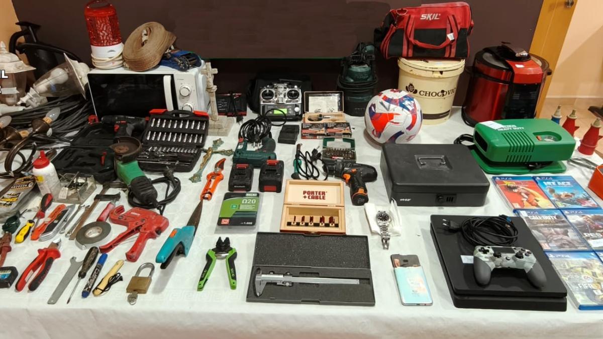 Cuatro detenidos por robos en Boiro y A Pobra do Caramiñal