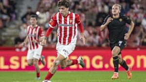 Resumen, goles y highlights del Real Sporting 2 - 1 CD Castellón de la jornada 9 de LaLiga Hypermotion