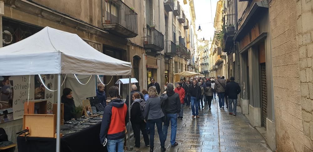 Milers de persones omplen el Barri Vell de Girona per Tots Sants - Fires de Girona 2018