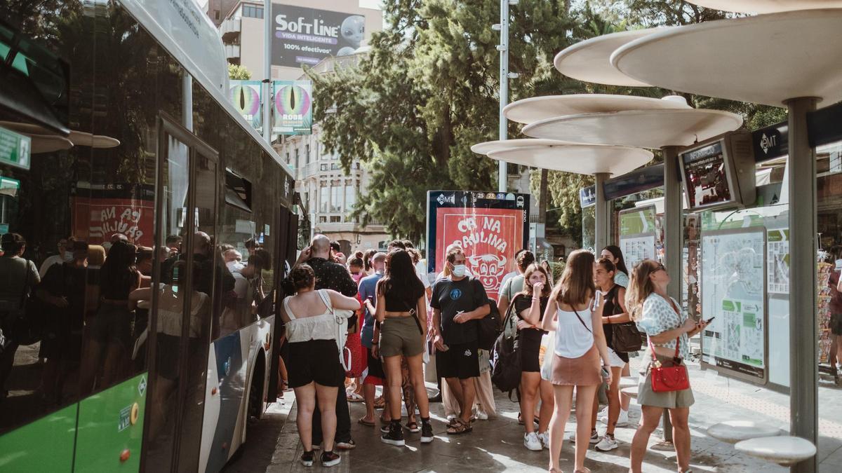 METRO BUS TREN GRATIS EMT TIB TRANSPORTE PÚBLICO