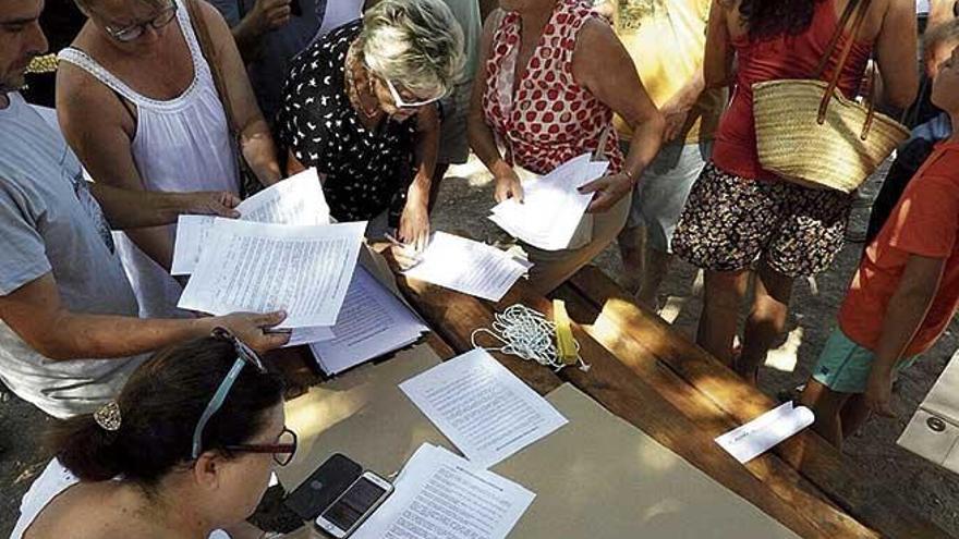 Un acto organizado este verano para recoger alegaciones contra la &quot;turistificaciÃ³n&quot; de Portocolom.