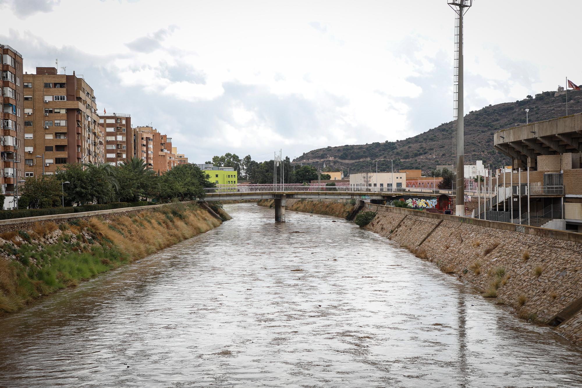 Así han dejado las fuertes lluvias el campamento festero de Cartagena