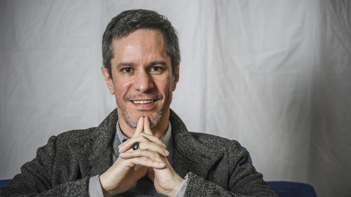 El mentalista Toni Bright se atreve con "Aquí te pillo"