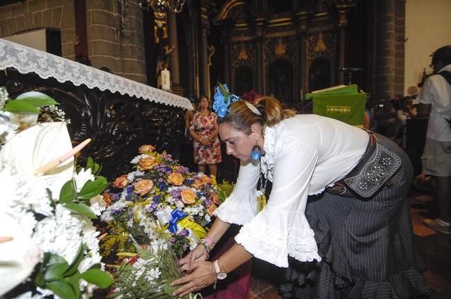 ROMERIA ROCIERA Y OFRENDA A LA VIRGEN