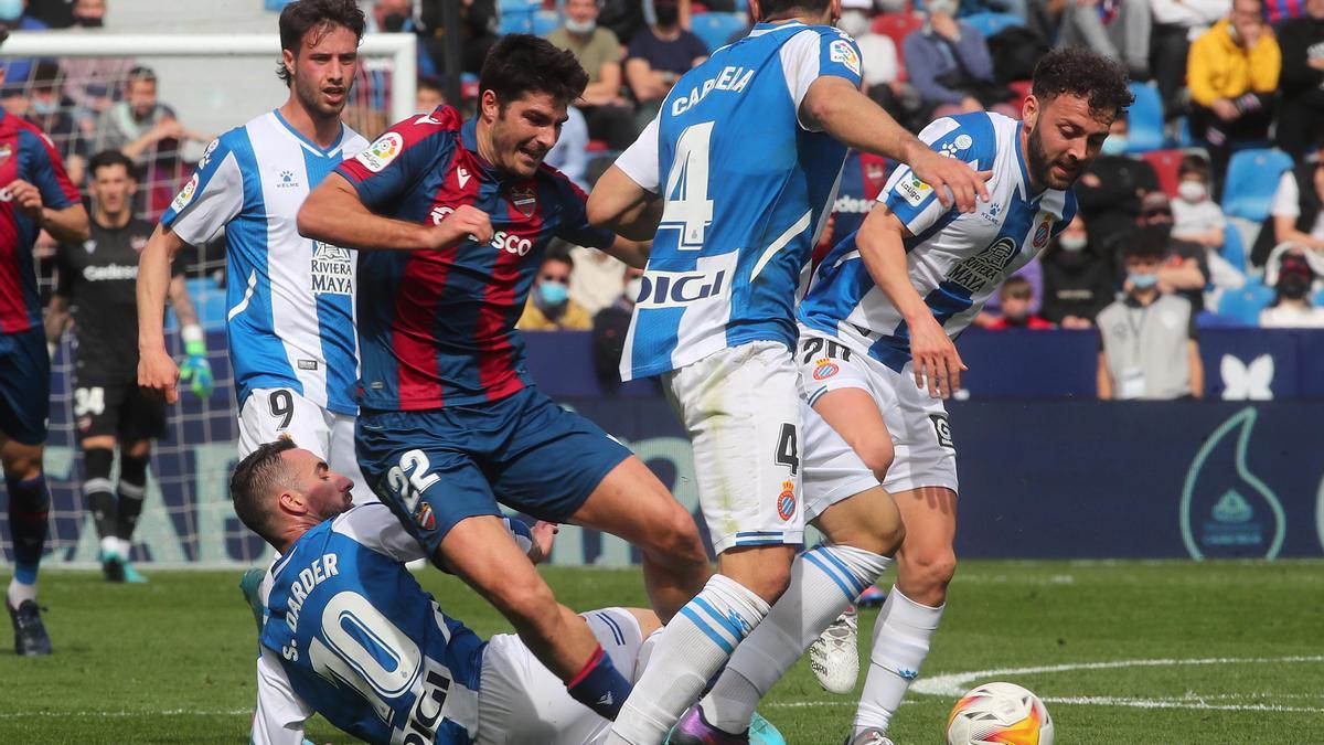 Gonzalo Melero será baja en el partido contra Osasuna