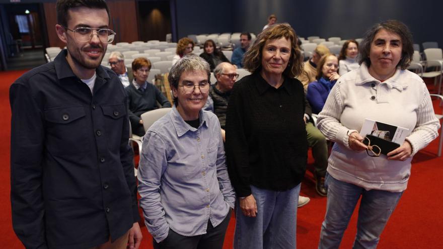 &quot;La poesía honda de Lourdes Álvarez llega al alma&quot;, aseguran sus compañeros escritores