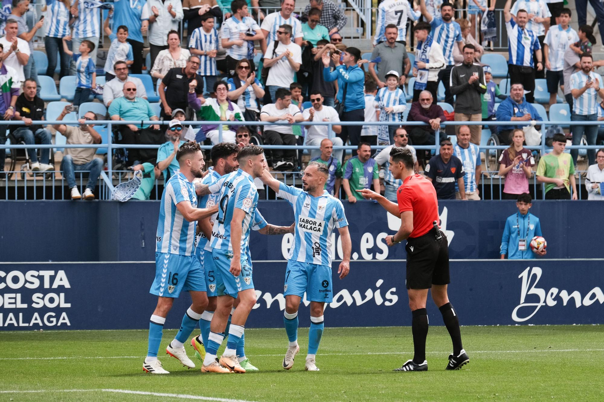 Una imagen del Málaga CF - AD Ceuta disputado en La Rosaleda.
