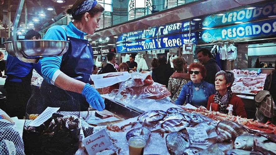 El calendari &quot;De la mar al plat&quot; impulsa el consum de peix de proximitat