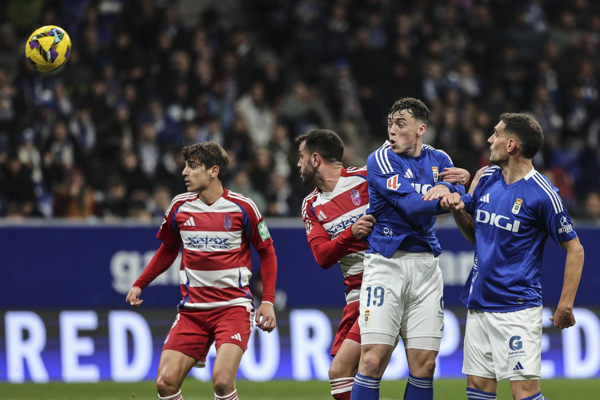Así fue el partido (en imágenes) entre el Real Oviedo y el Granada