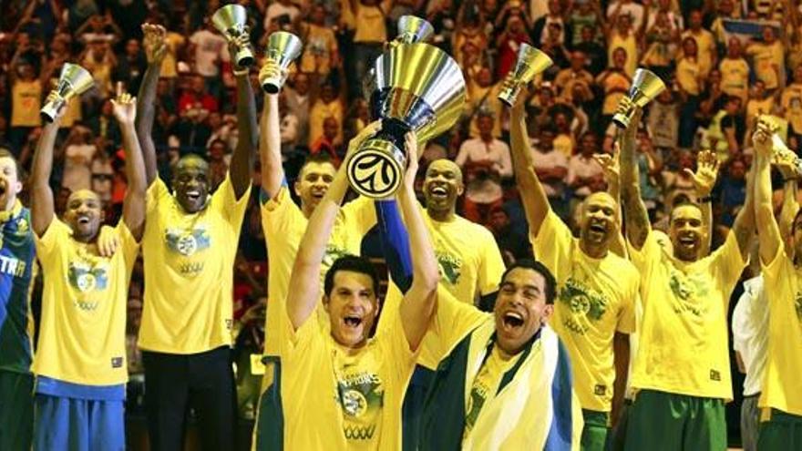 El Maccabi se proclamó sorprendente campeón de Europa en la Final Four de Milán 2014.