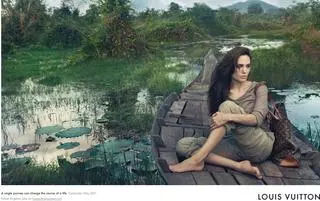 Angelina Jolie posa en Camboya para Annie Leibovitz