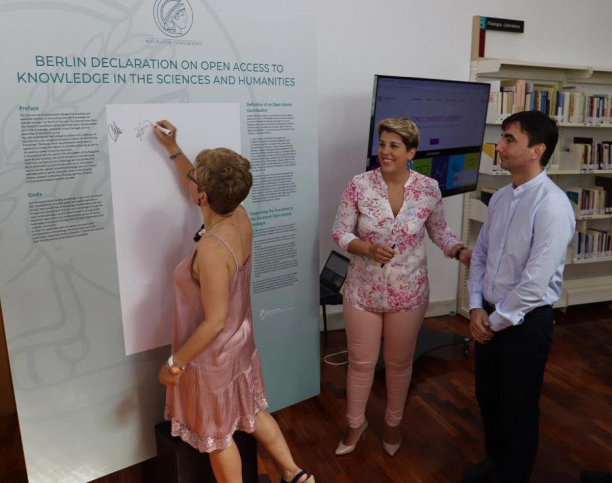 Un momento de la presentación de la web de Conocimiento Abierto.