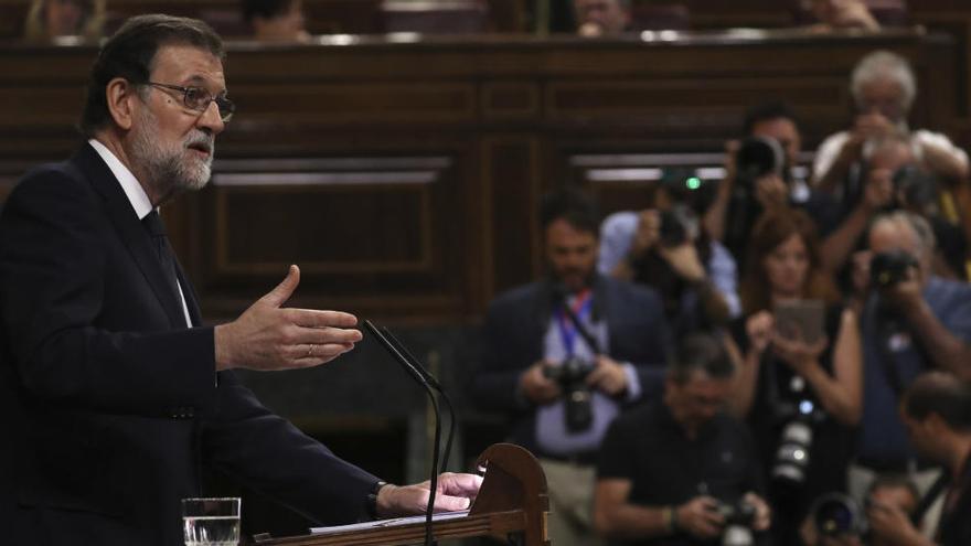 Rajoy: «Iglesias cerca crear una màquina de destrucció política»