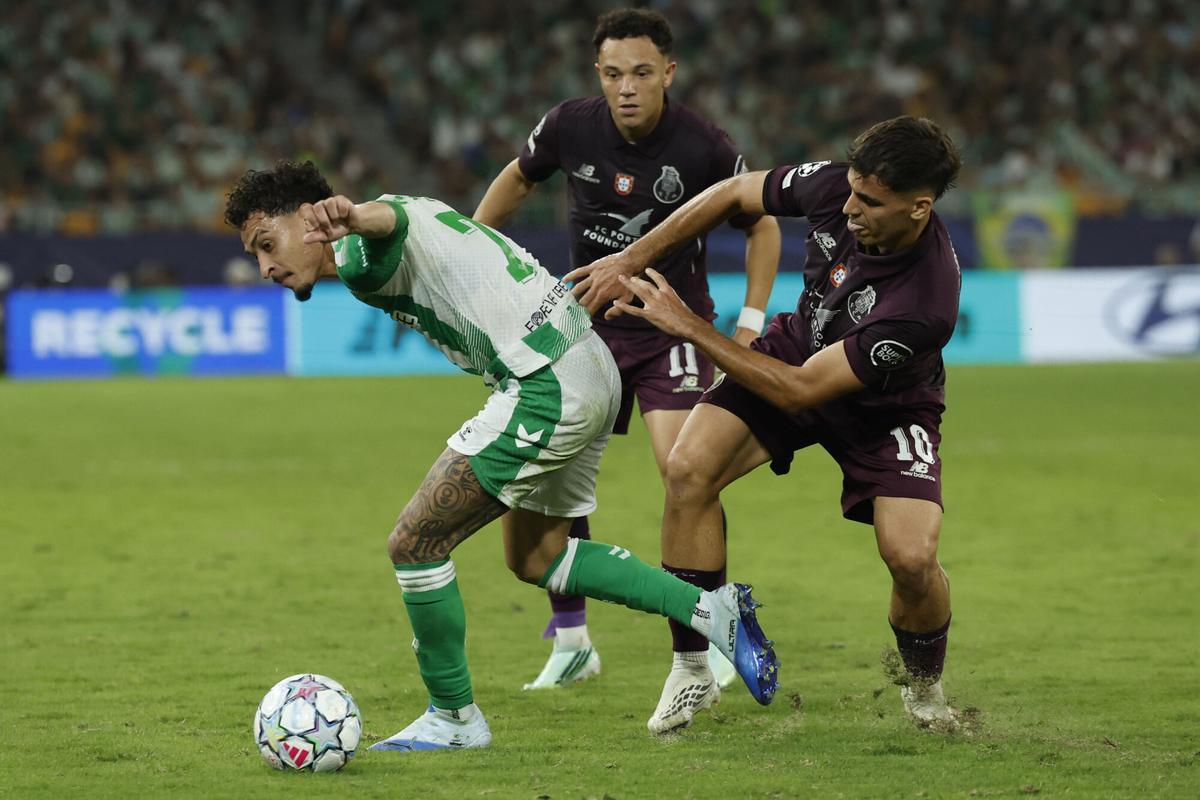 Una imagen del Real Betis - Oporto. Una imagen del Real Betis - Oporto.