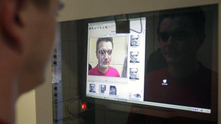 Buenos Aires lanza sistema de reconocimiento facial de prófugos en las calles