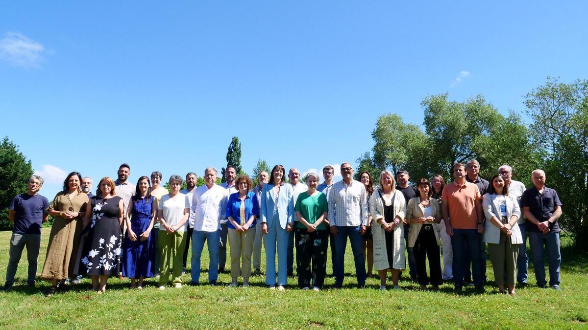 Fotografía de familia del encuentro municipal realizado por el BNG.
