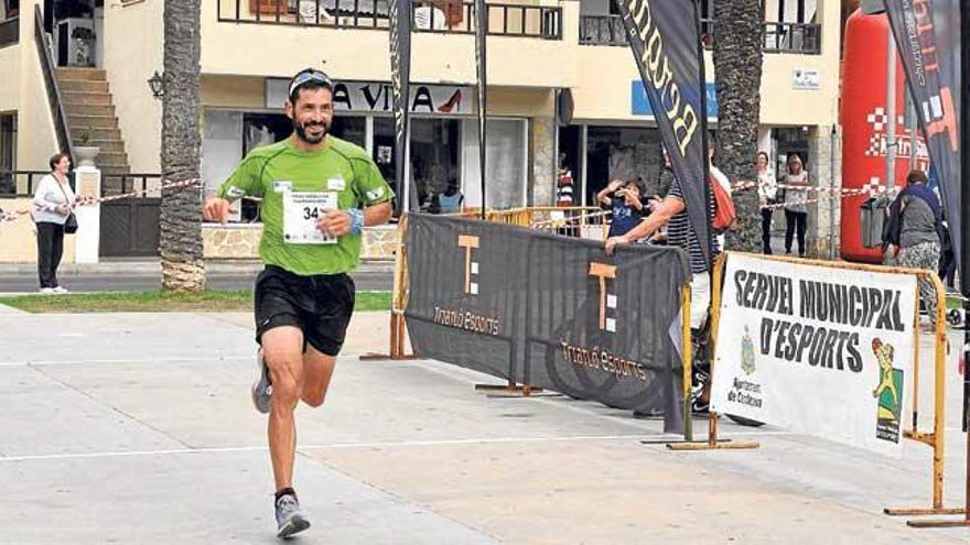 Miquel Capó a su llegada a meta.