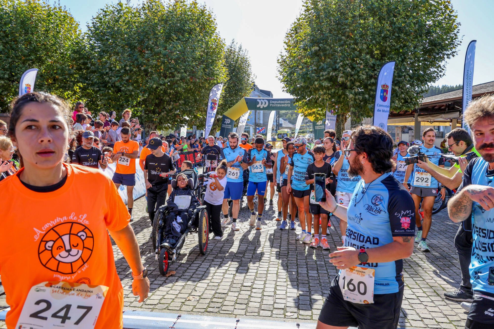 Andaina y carrera solidaria por niños como Leo Diz