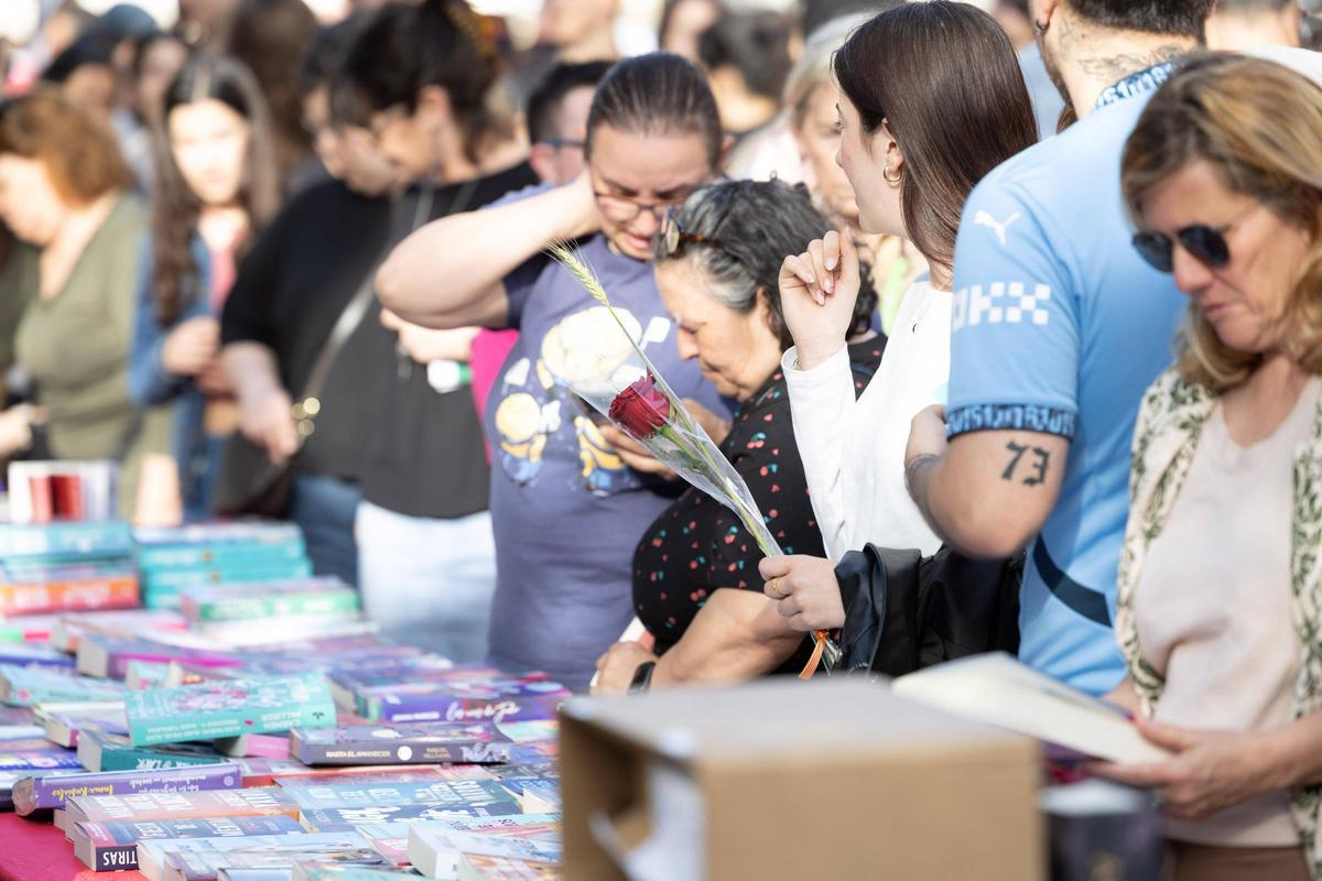 Las rosas también fueron protagonistas en la Diada de Sant Jordi.