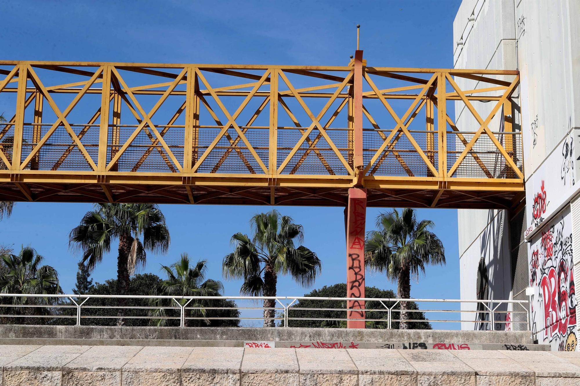 La Casa del Agua del jardín del Turia, en estado de abandono