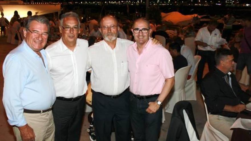 El Club Náutico celebra una cena de fin de verano