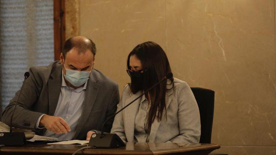 Die Frau, die im Juli 2020 in Manacor ihren Mann erstach, vor Gericht in Palma.
