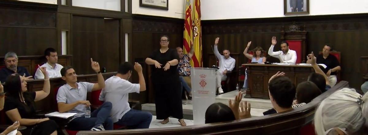 Votación de la moción.