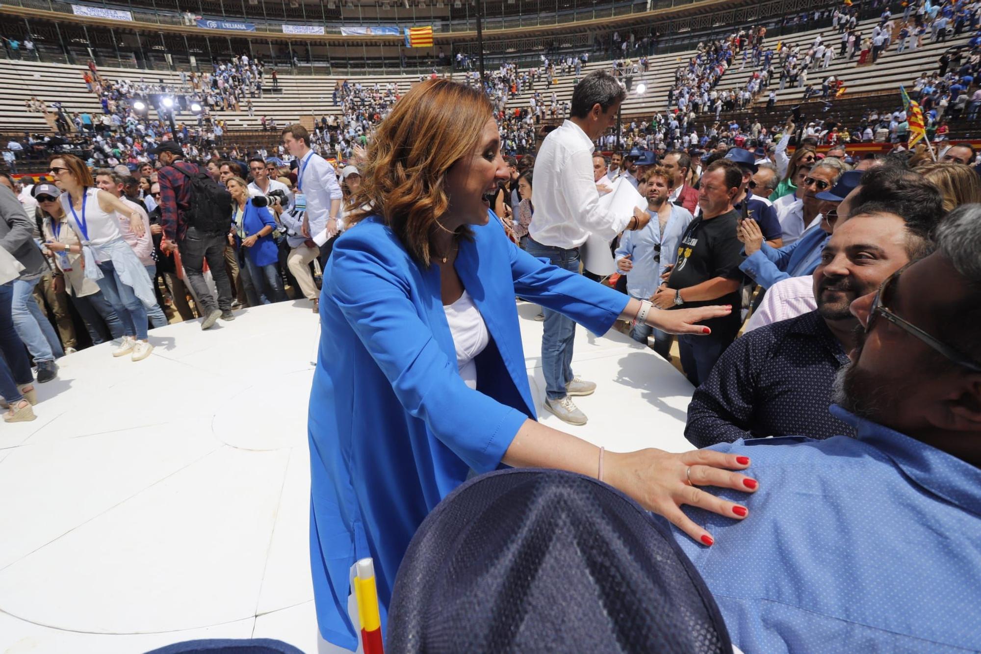 Mitin central del PPCV en la Plaza de Toros de València