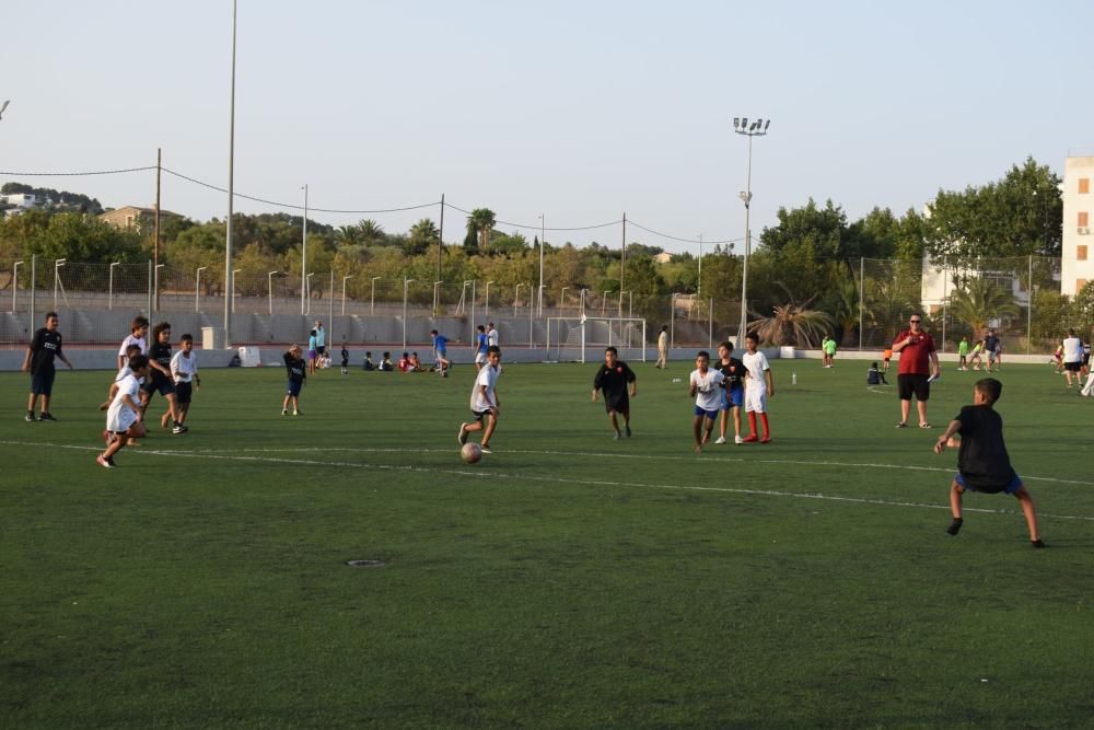 Diada de Fútbol con los niños saharauis en Inca