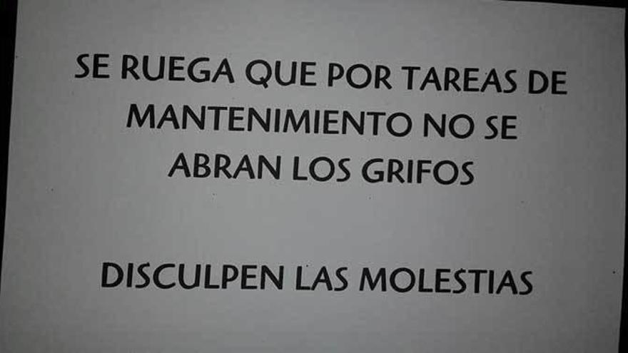 La detección de legionela obliga a prohibir el consumo de agua del grifo en la Laboral