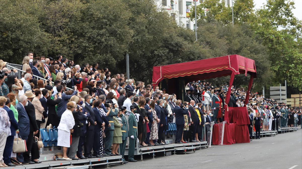 Parada militar y desfile de la Guardia Civil en Córdoba